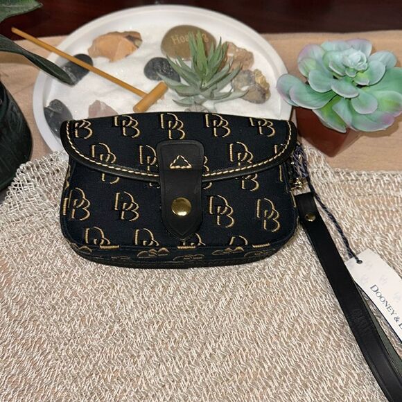 Dooney & Bourke Small Black Gold Canvas DB Logo Wallet Wristlet - Picture 1 of 9